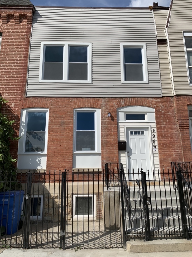 East Garfield Park Real Estate & East Garfield Park Chicago Information