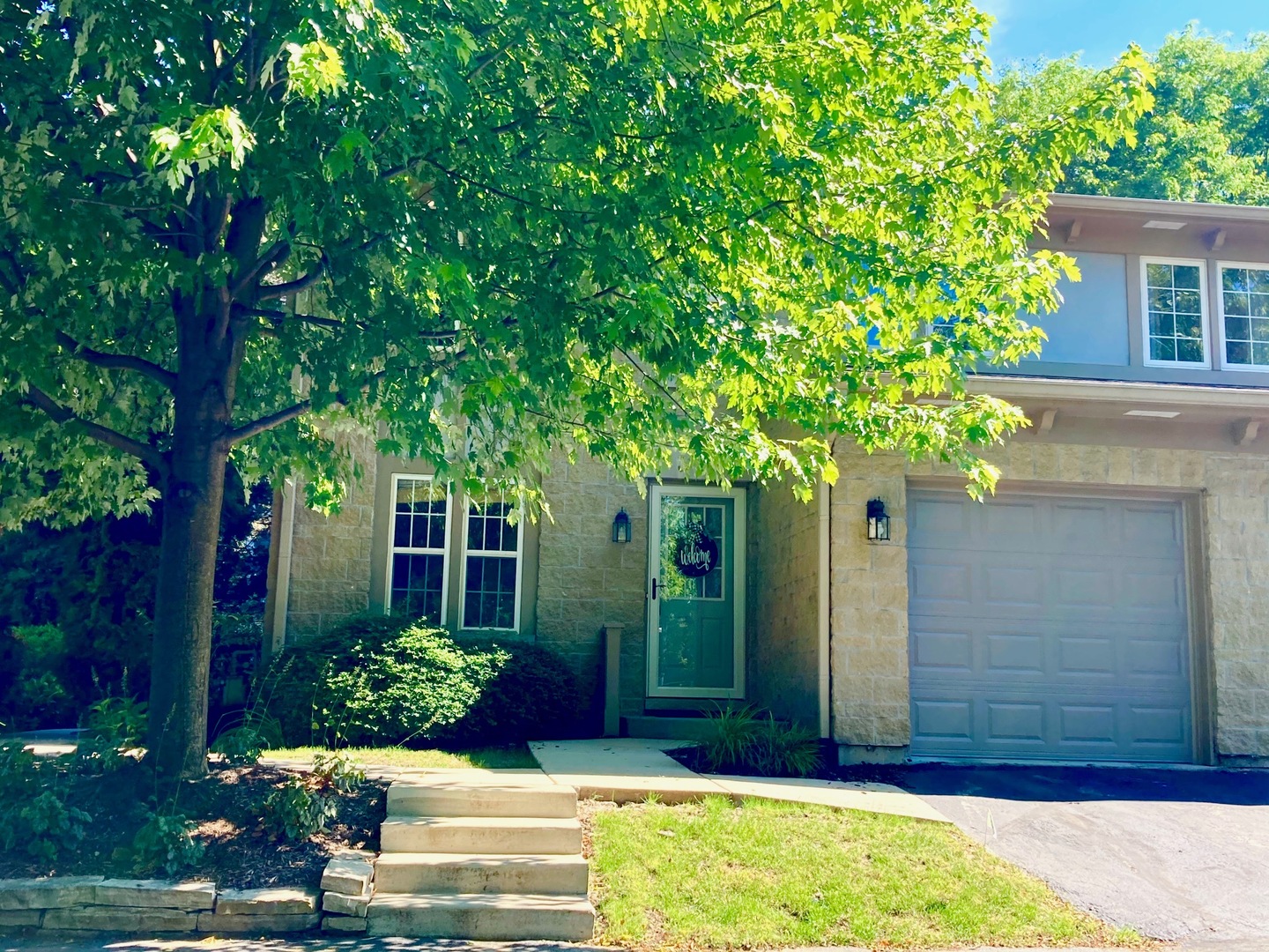 343 South Jefferson, Batavia, Illinois