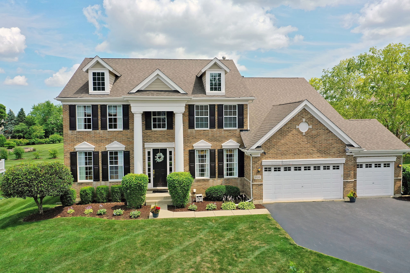 624 Orchard Pond Drive, Lake Zurich, Il 60047