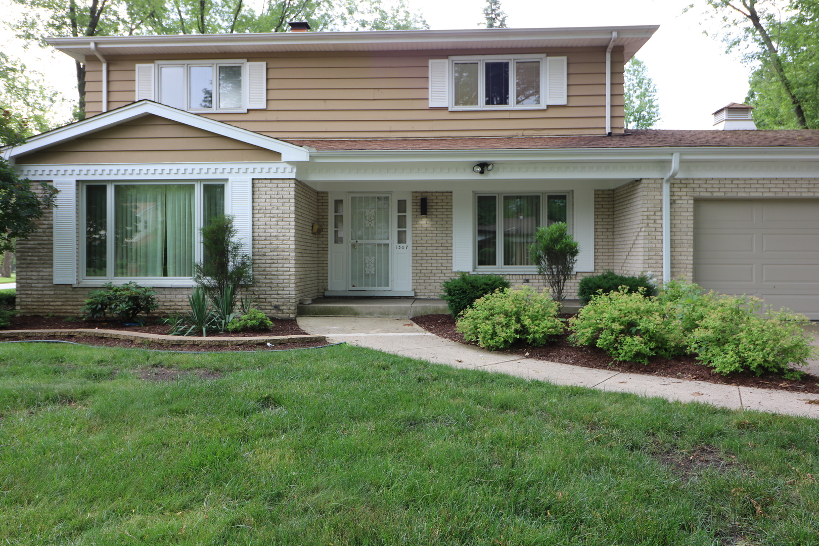 4 bedroom Homes for sale in Flossmoor, Illinois Flossmoor MLS