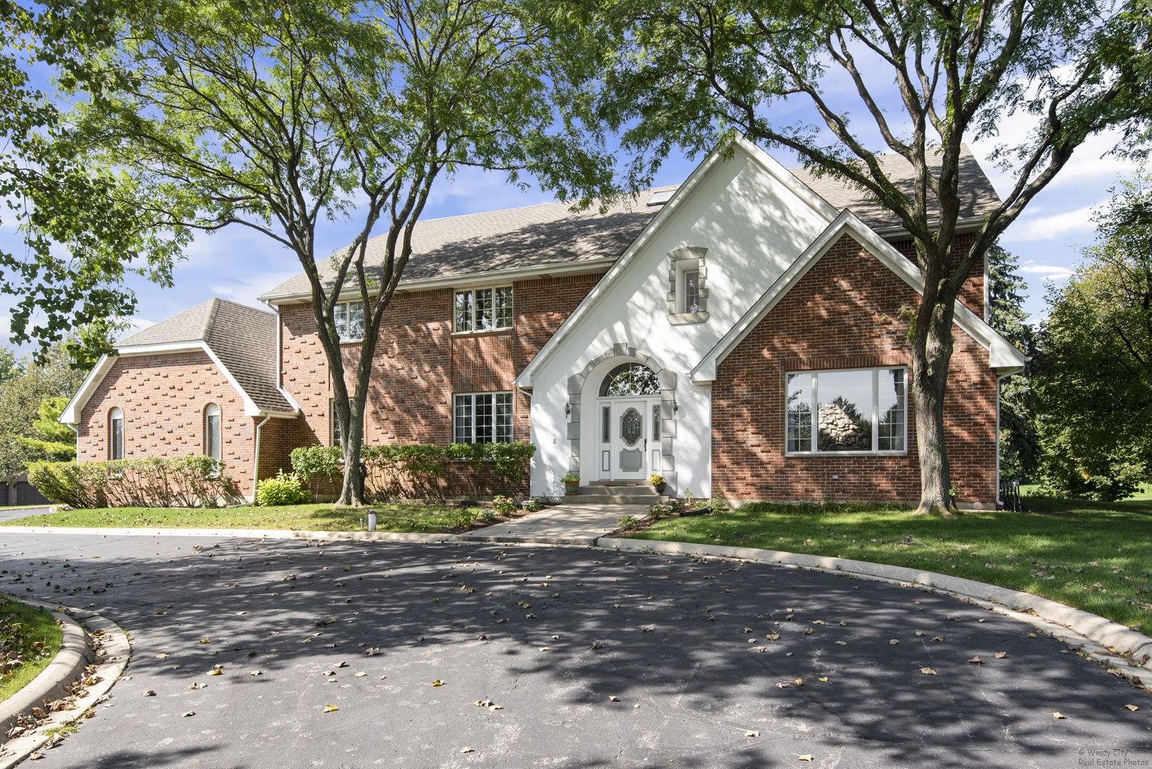 Homes for sale in the The Glen subdivision South Barrington, Illinois