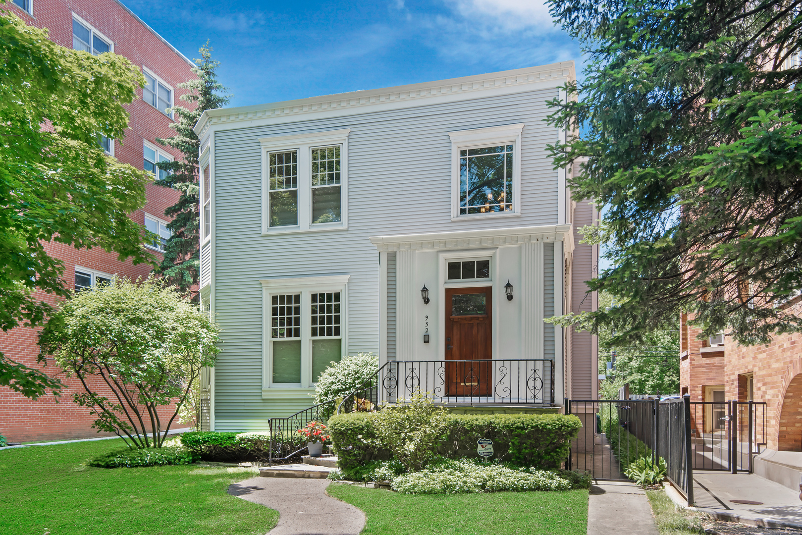 4 bedroom Homes for sale in Evanston, Illinois Evanston MLS