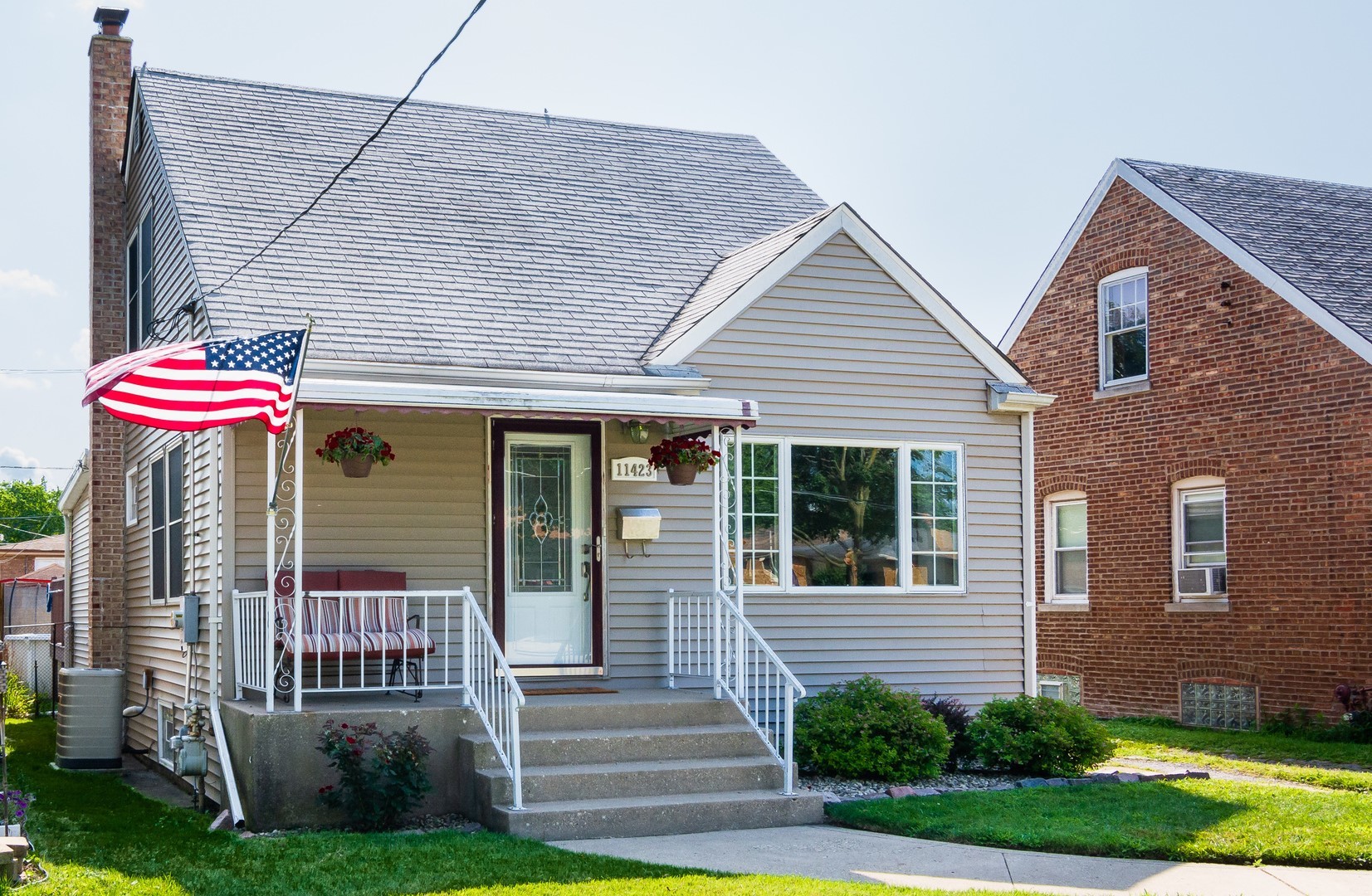 Mount Greenwood Real Estate & Mount Greenwood Chicago Information