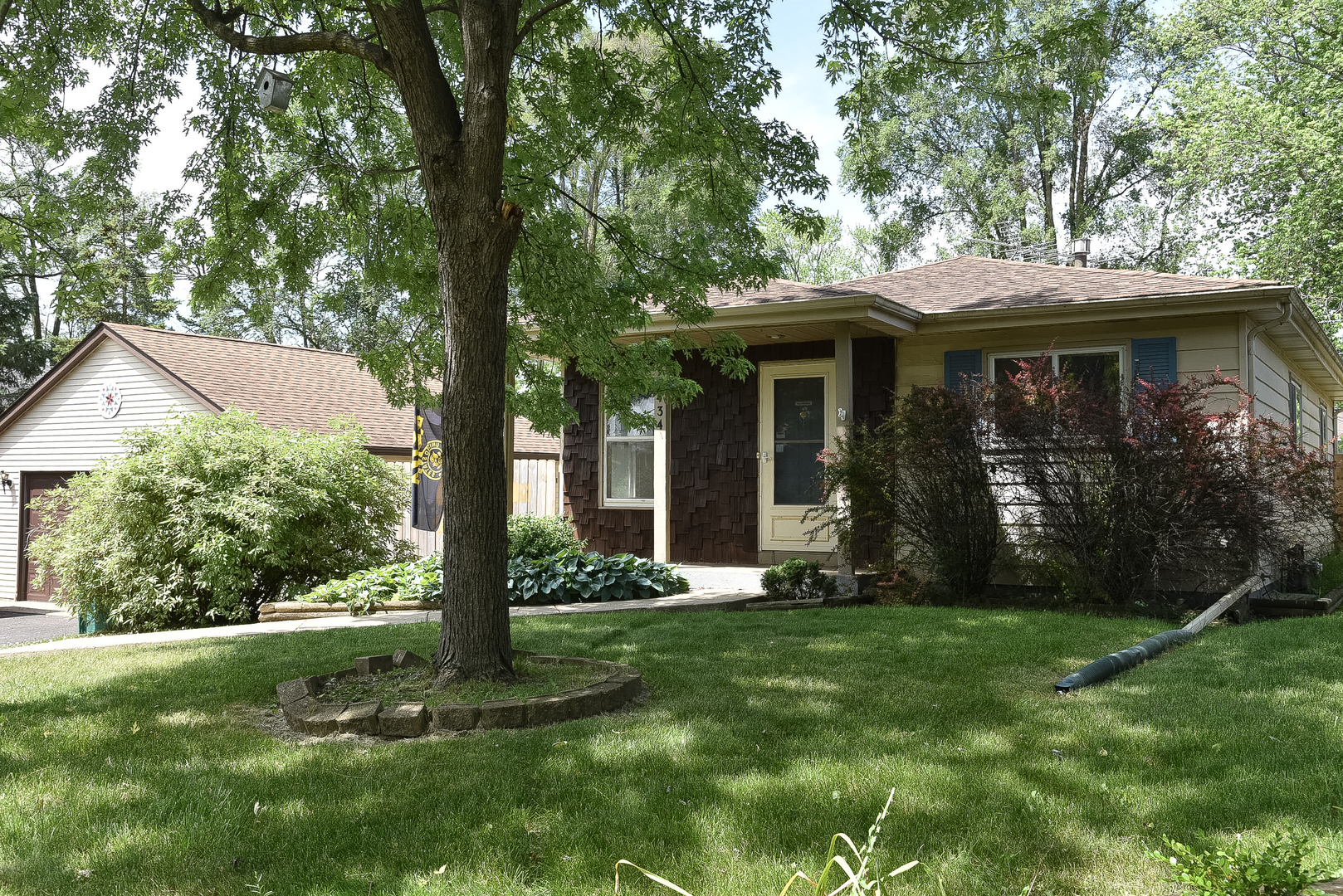 Luxury Homes for sale in Round Lake Beach, Illinois Round Lake Beach