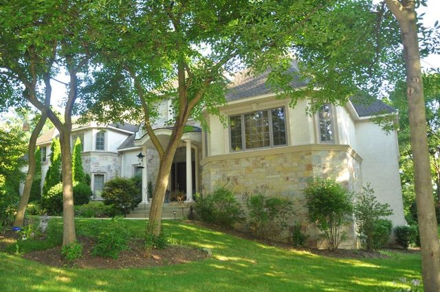 38W220 HERITAGE OAKS, St. Charles, Illinois