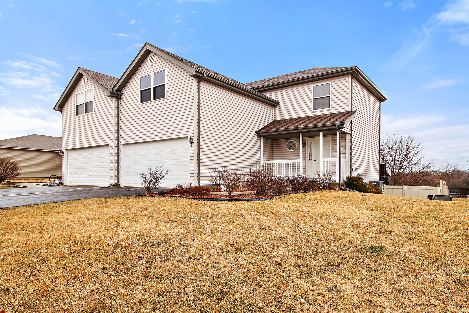 Homes for sale in the Meadowbrook subdivision Elwood, Illinois Real