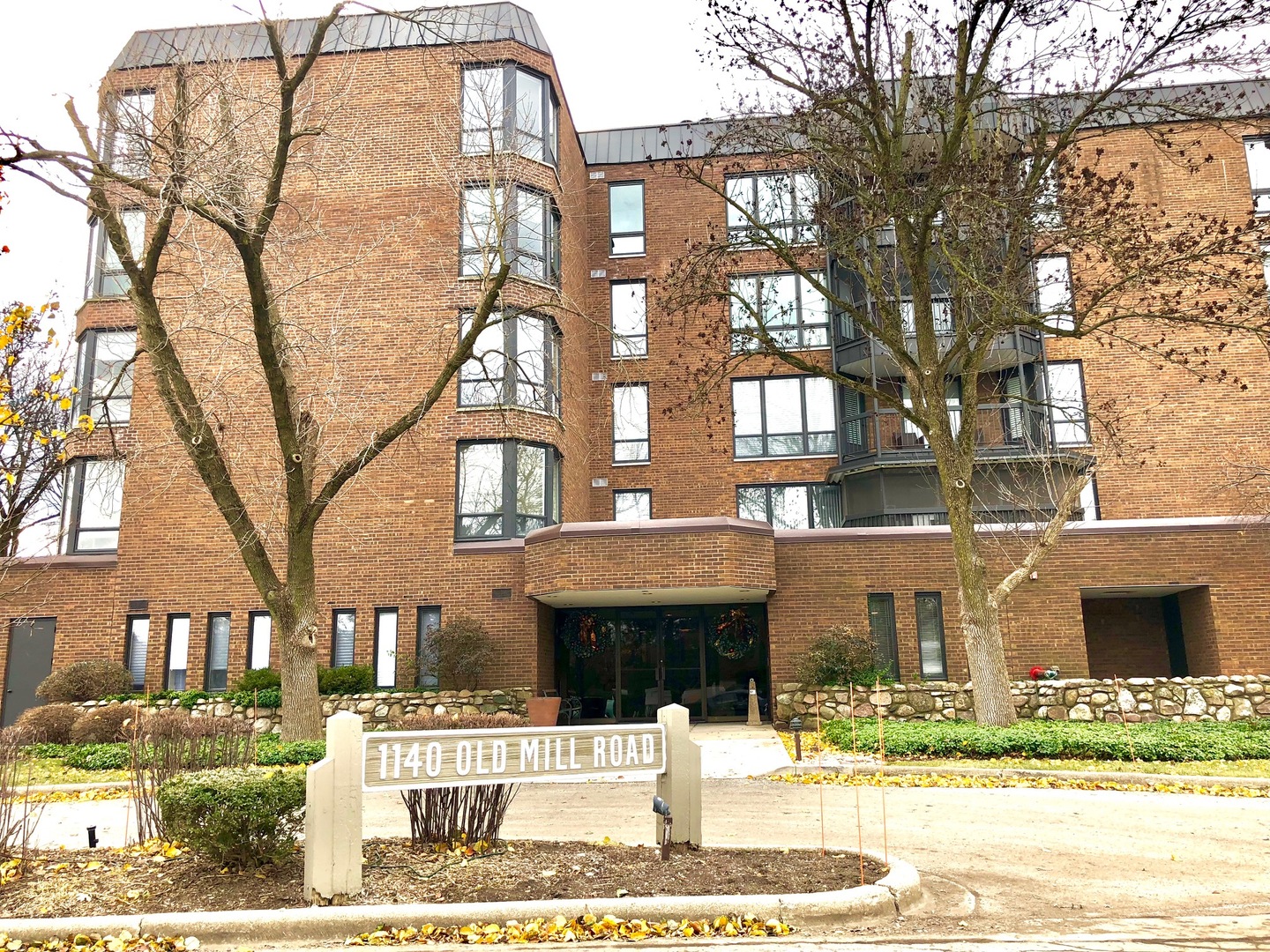 Homes for sale in the Graue Mill subdivision Hinsdale, Illinois Real