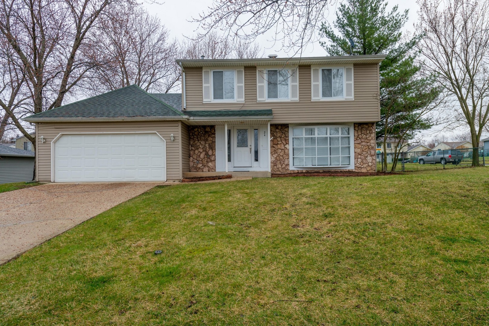 24 Joslyn, ELGIN, Illinois