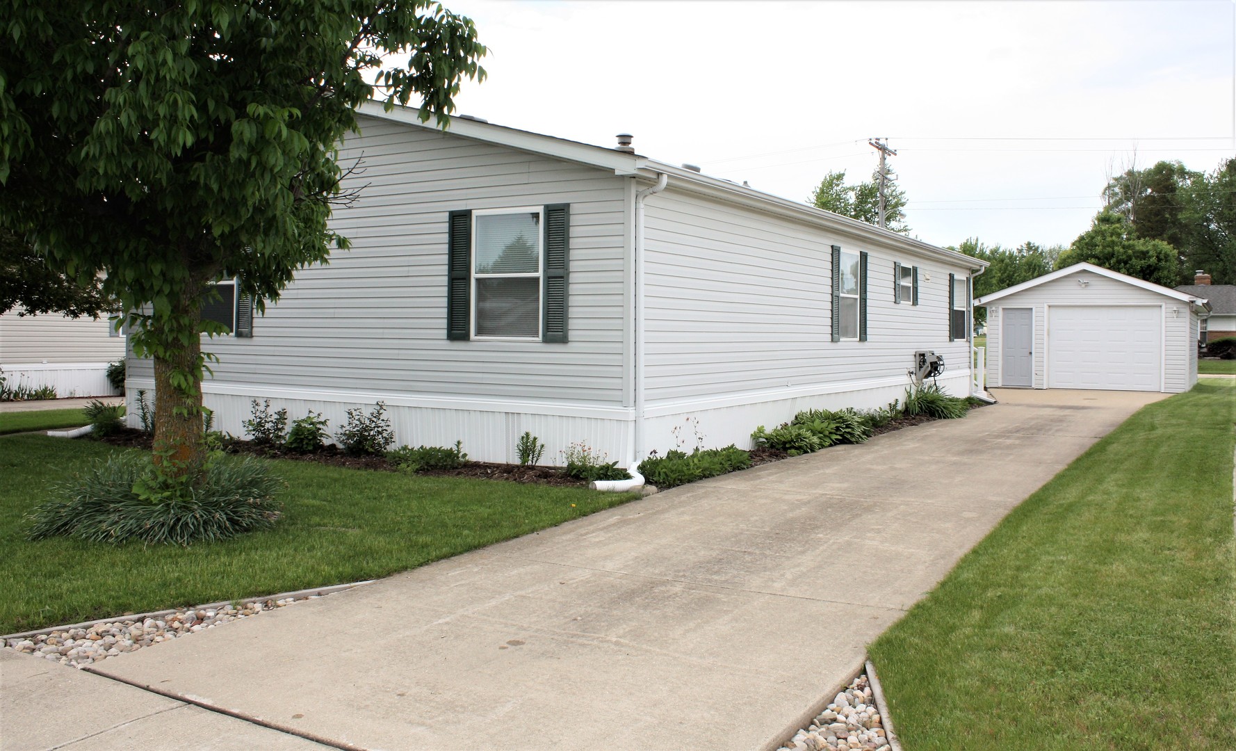 Mobile Homes for sale in Dekalb, Illinois Dekalb MLS Dekalb Real Estate