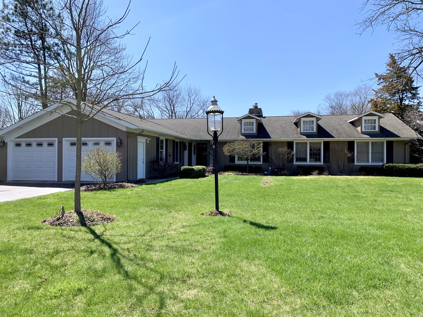 4 bedroom Homes for sale in Barrington, Illinois Barrington MLS