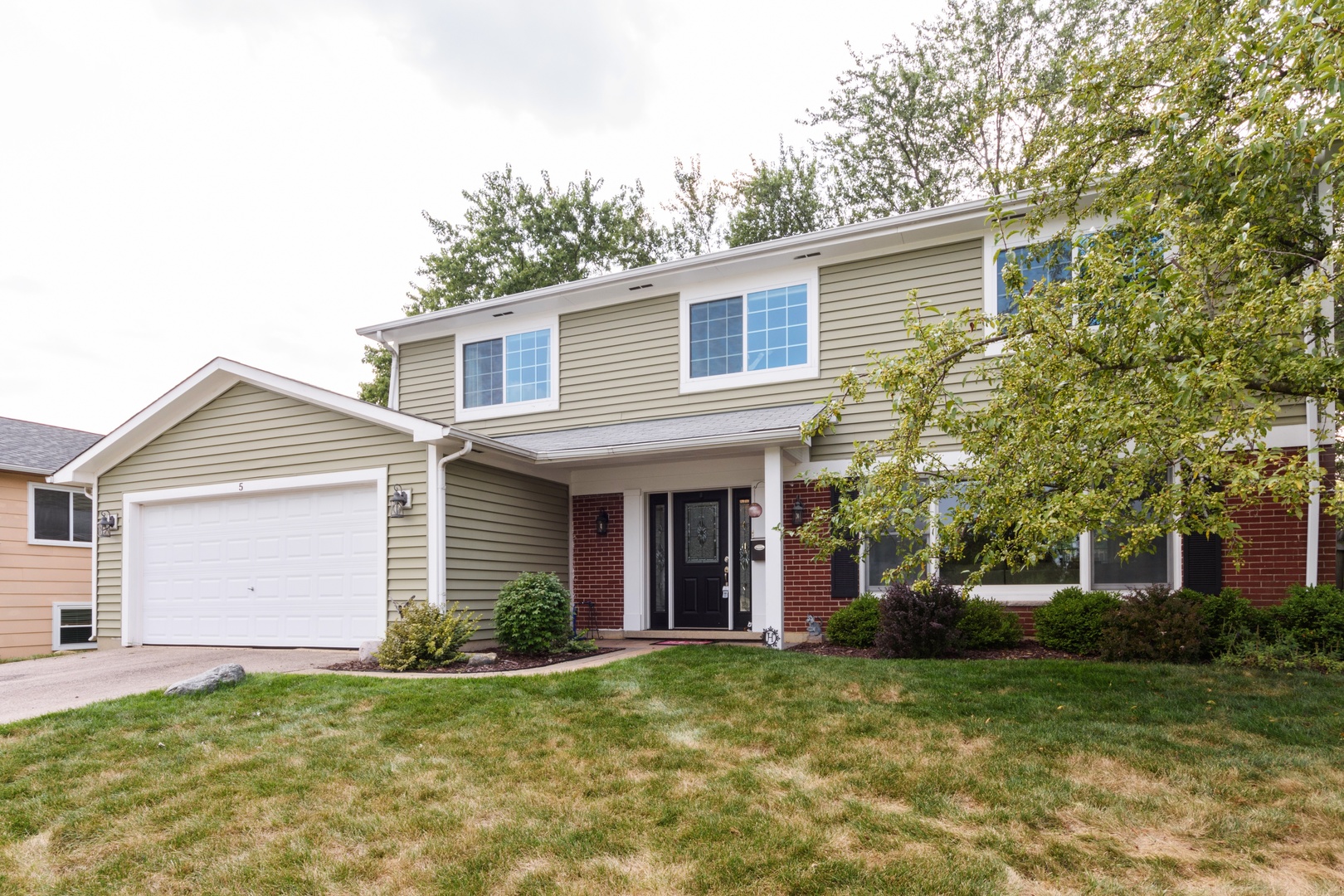 Homes for sale in the Old Mill Grove subdivision Lake Zurich