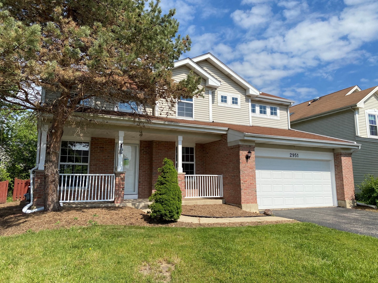 Homes for sale in the Meadowbrook subdivision Lake In The Hills