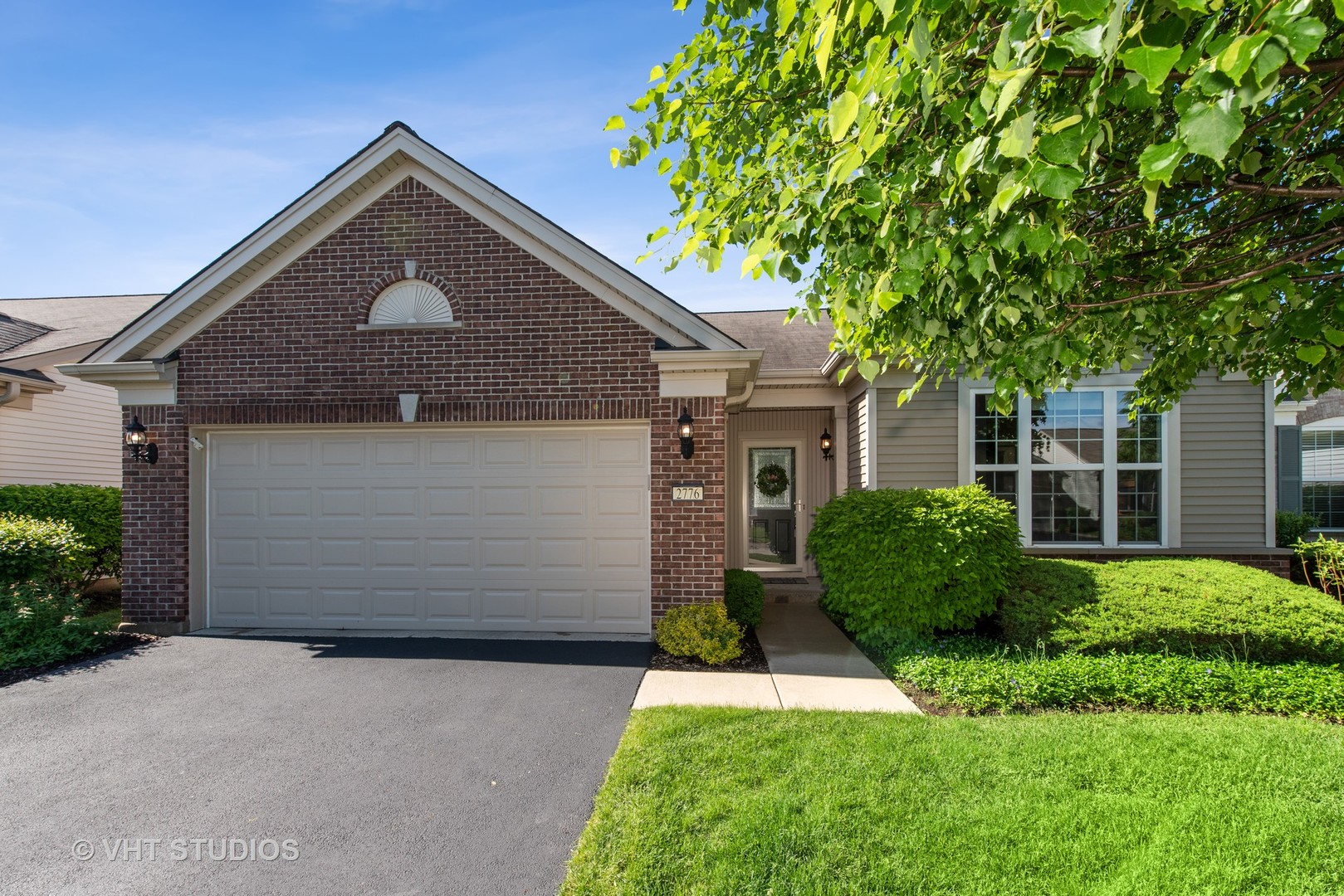 2776 Beacon Point, ELGIN, Illinois