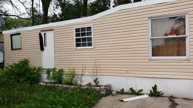 389 sadler, ELGIN, Illinois