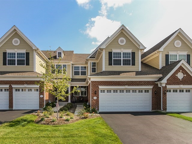 1264 Falcon Ridge, ELGIN, Illinois