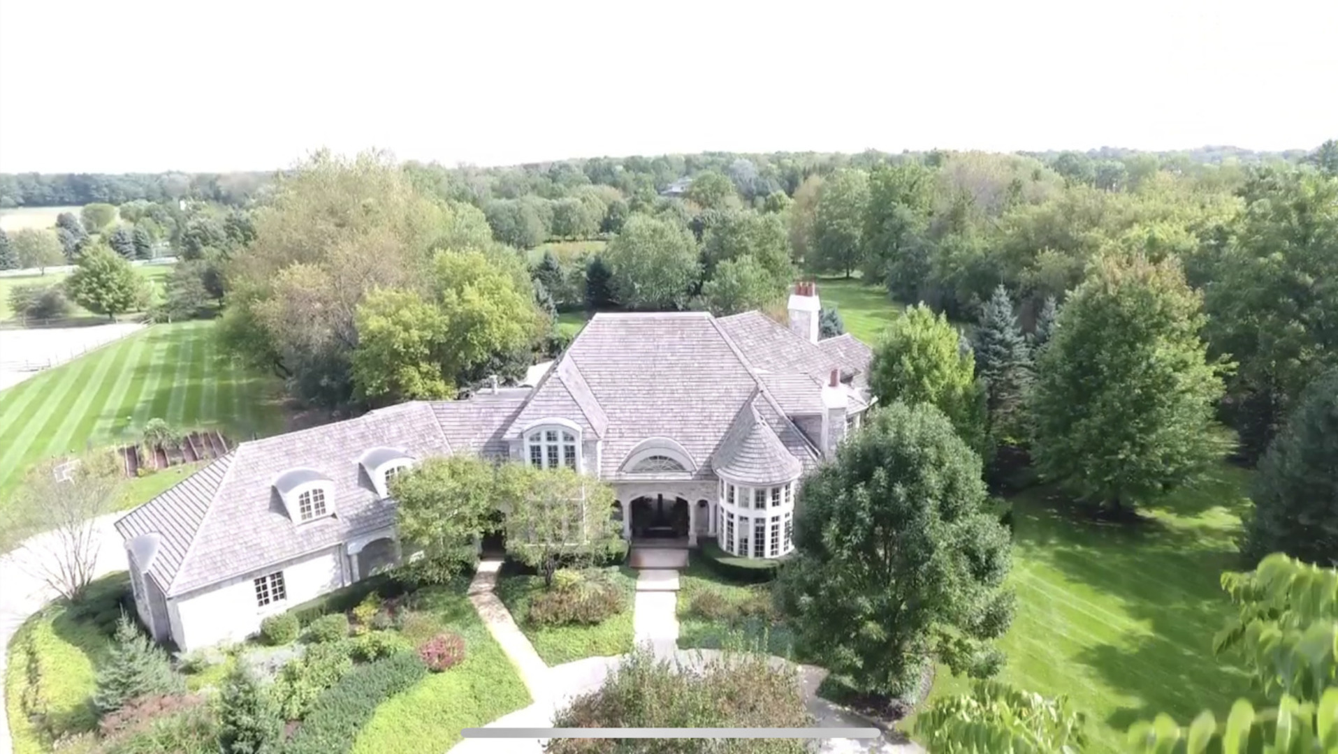 Luxury Homes for sale in Wayne, Illinois Wayne MLS Wayne Real Estate