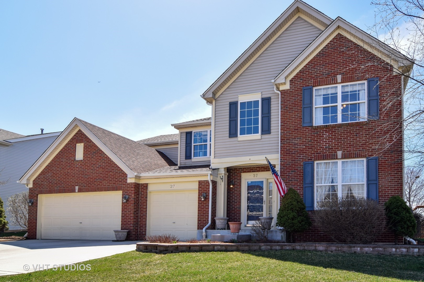 37 East ELLINGTON, SOUTH ELGIN, Illinois