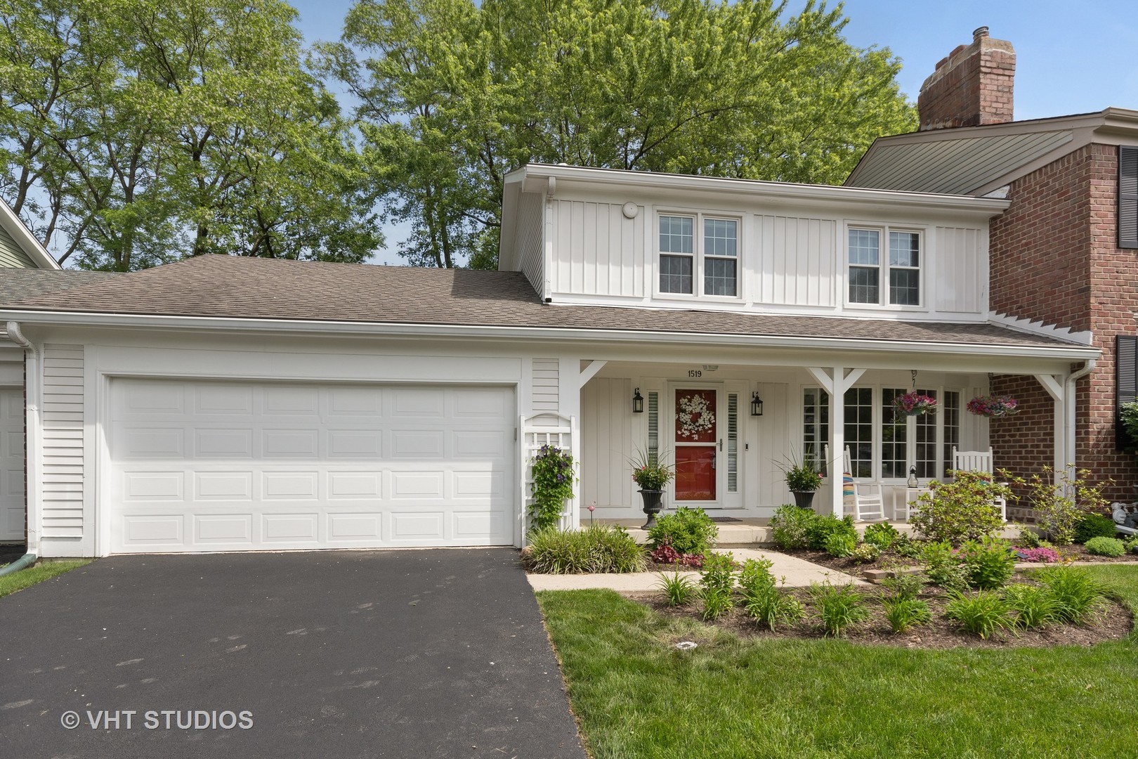 Homes for sale in the Cress Creek subdivision Naperville, Illinois