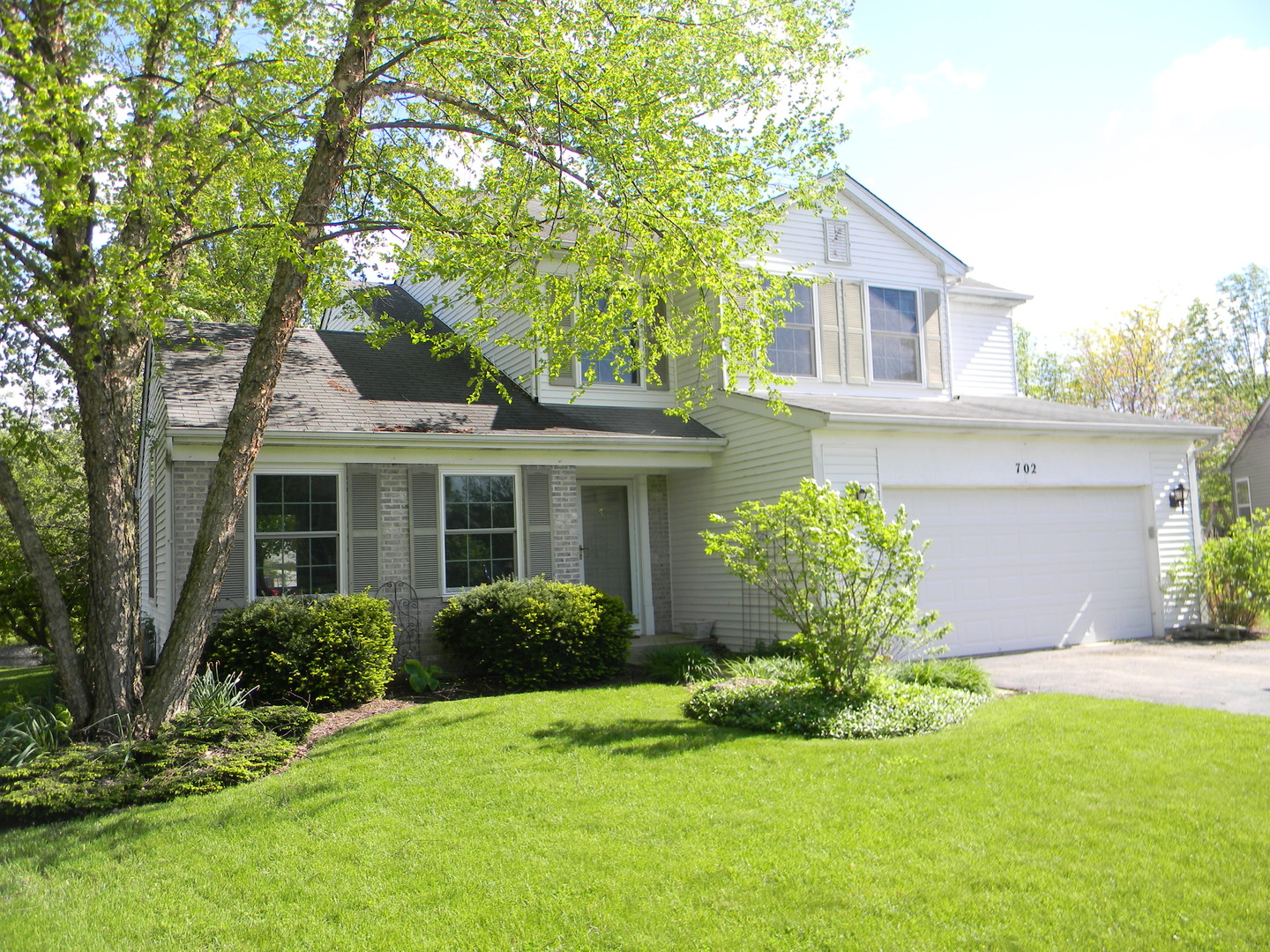 Ponds At Mill Race Creek in Oswego IL Homes for Sale Ponds At Mill Race Creek in Oswego Real