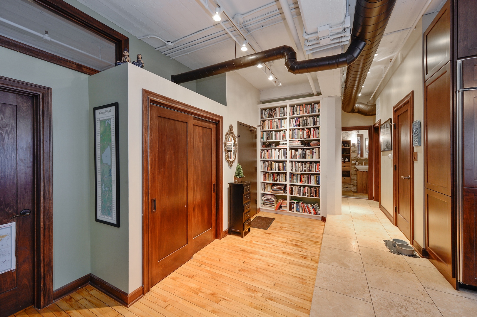 727 S Dearborn St, Chicago Reviews & Apartments for Rent