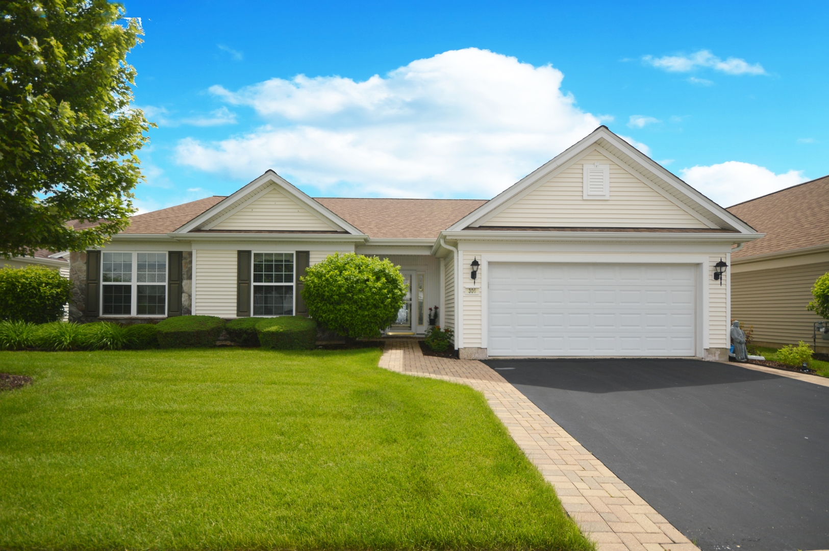 Shorewood Glen Del Webb in Shorewood IL Homes for Sale Shorewood Glen