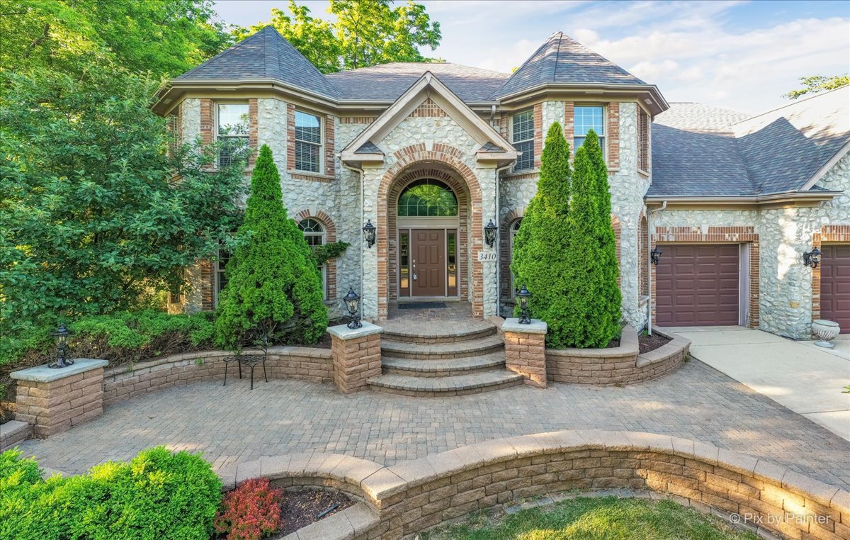 Majestic Oaks in St Charles IL Homes for Sale Majestic Oaks in St