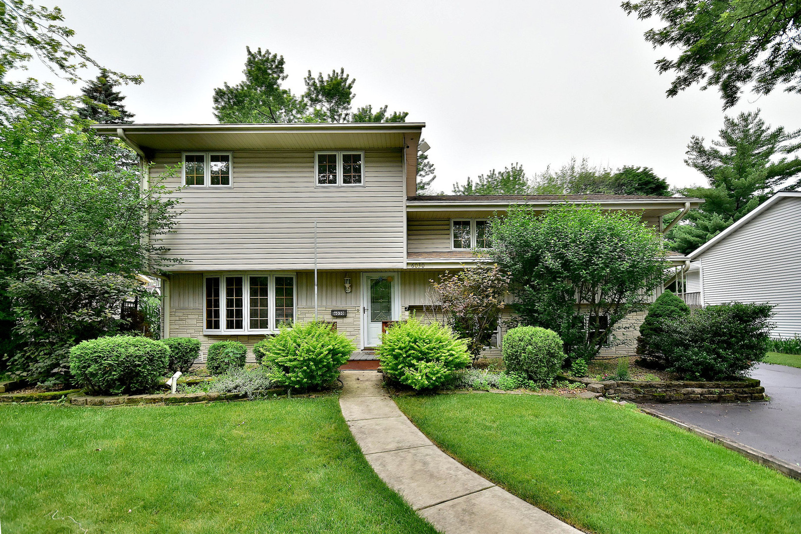 Photo of 6030 Grand DOWNERS GROVE  60516