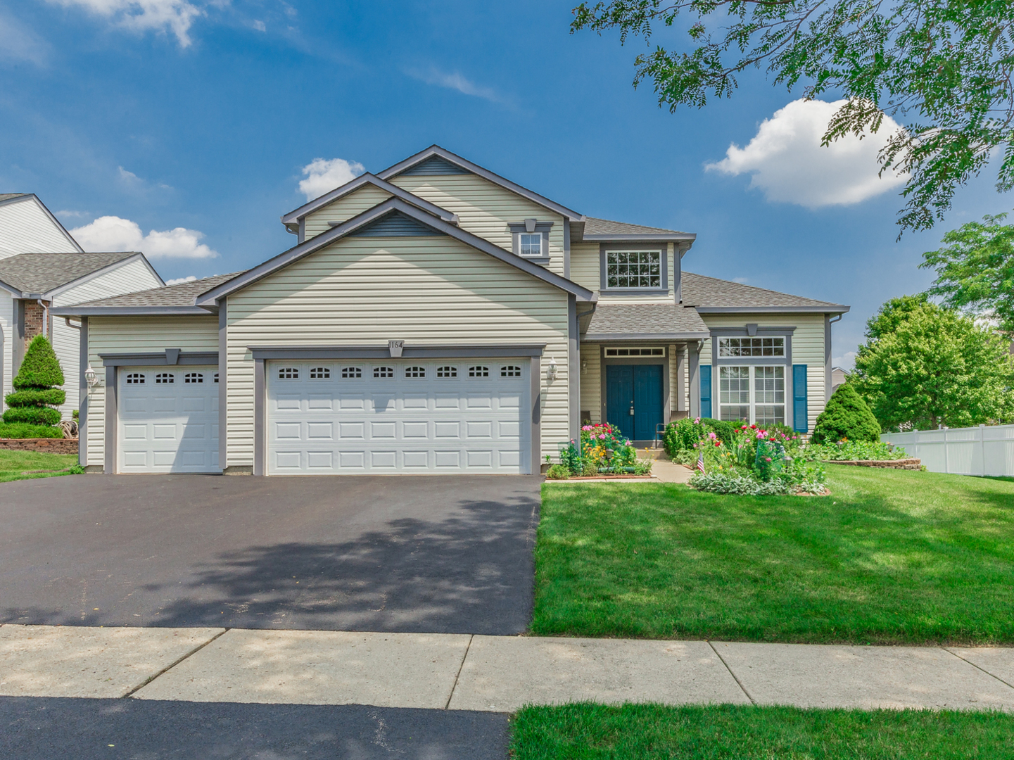 Lake in The Hills IL Homes for Sale Lake in The Hills Real Estate