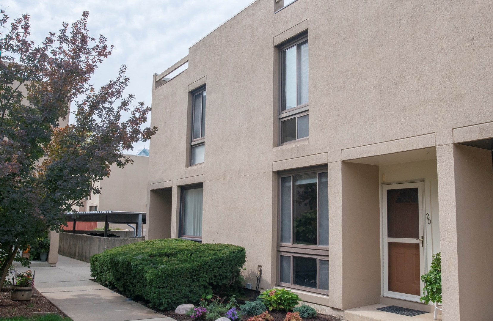 20 Maple Tree , Elmhurst, IL MLS 10888016 Berkshire Hathaway HomeServices Chicago