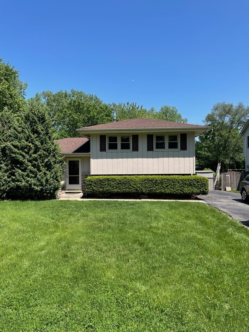 3 House in Downers Grove
