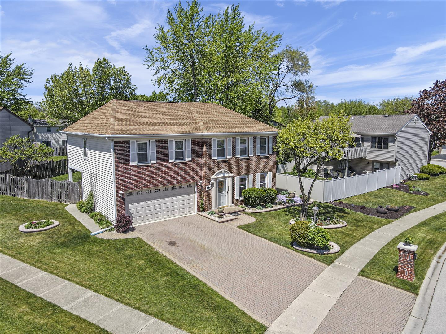 Waterbury in Roselle IL Homes for Sale Waterbury in Roselle Real