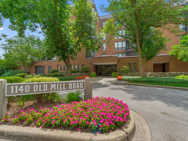 Photo of 1140 Old Mill HINSDALE  60521