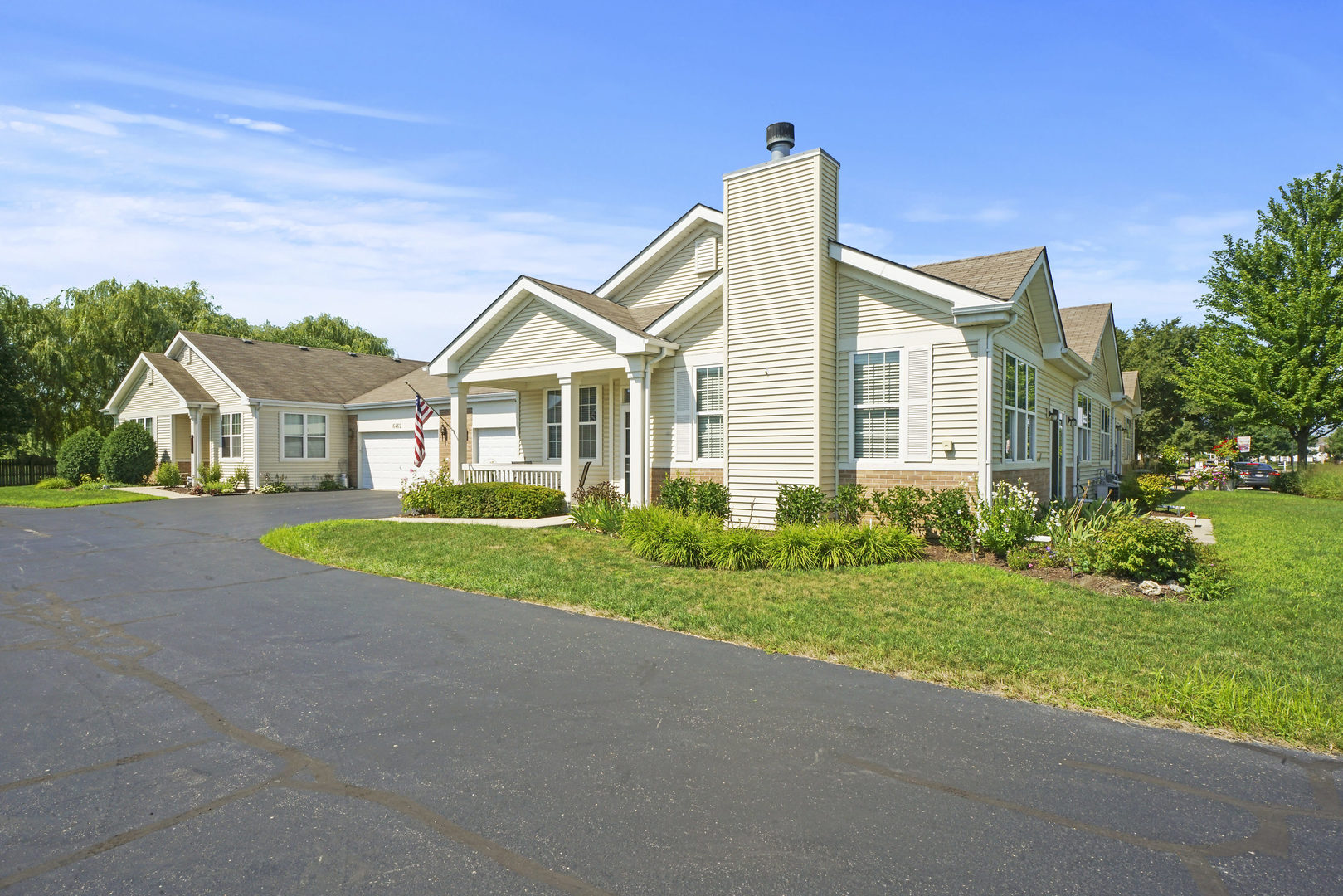 Carillon Lakes in Crest Hill IL Homes for Sale Carillon Lakes in