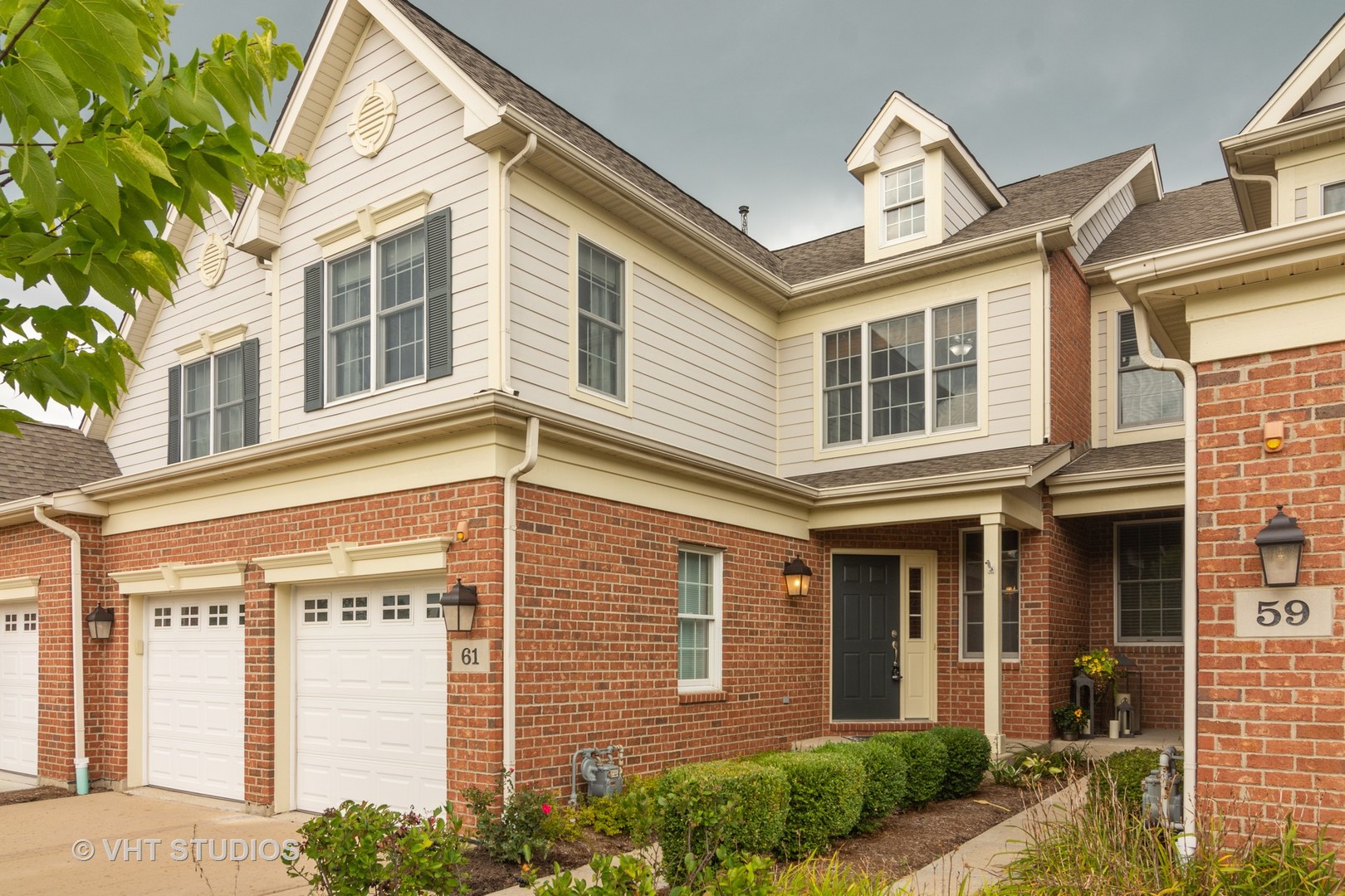 Hawthorn Woods Country Club in Hawthorn Woods IL Homes for Sale