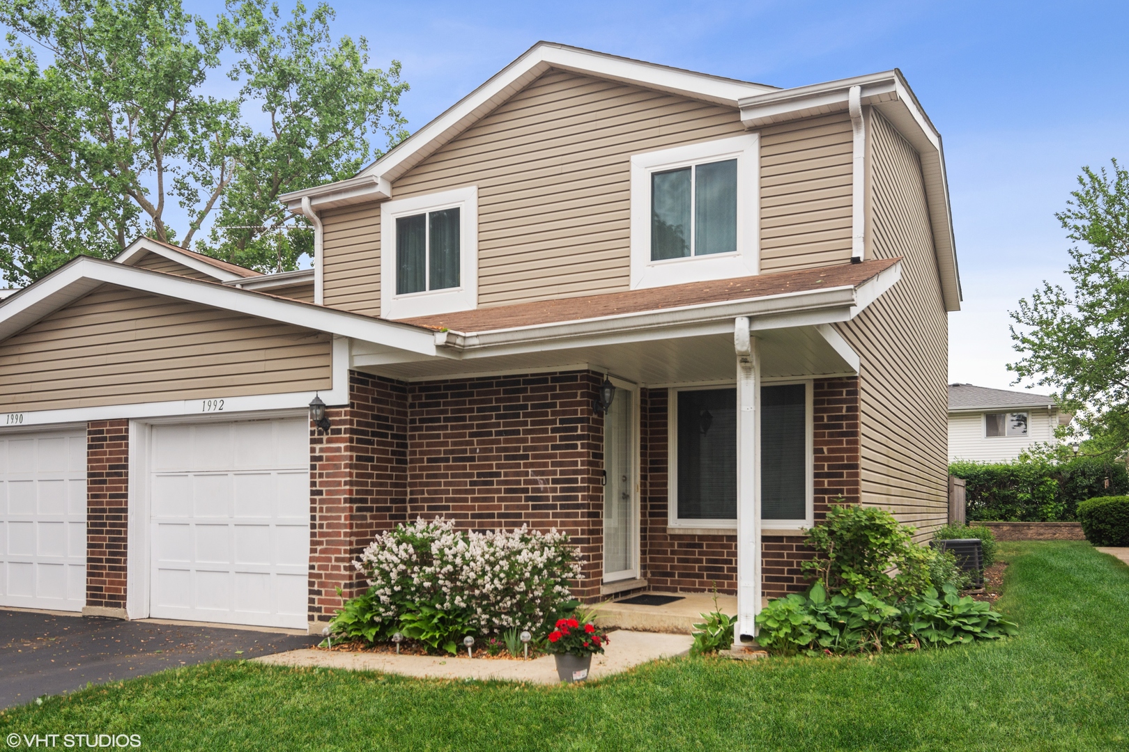 Heritage Manor in Palatine IL Homes for Sale Heritage Manor in