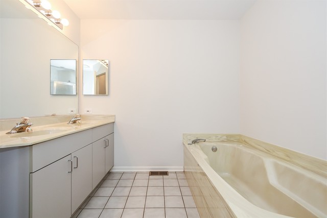 246 Willow Parkway
