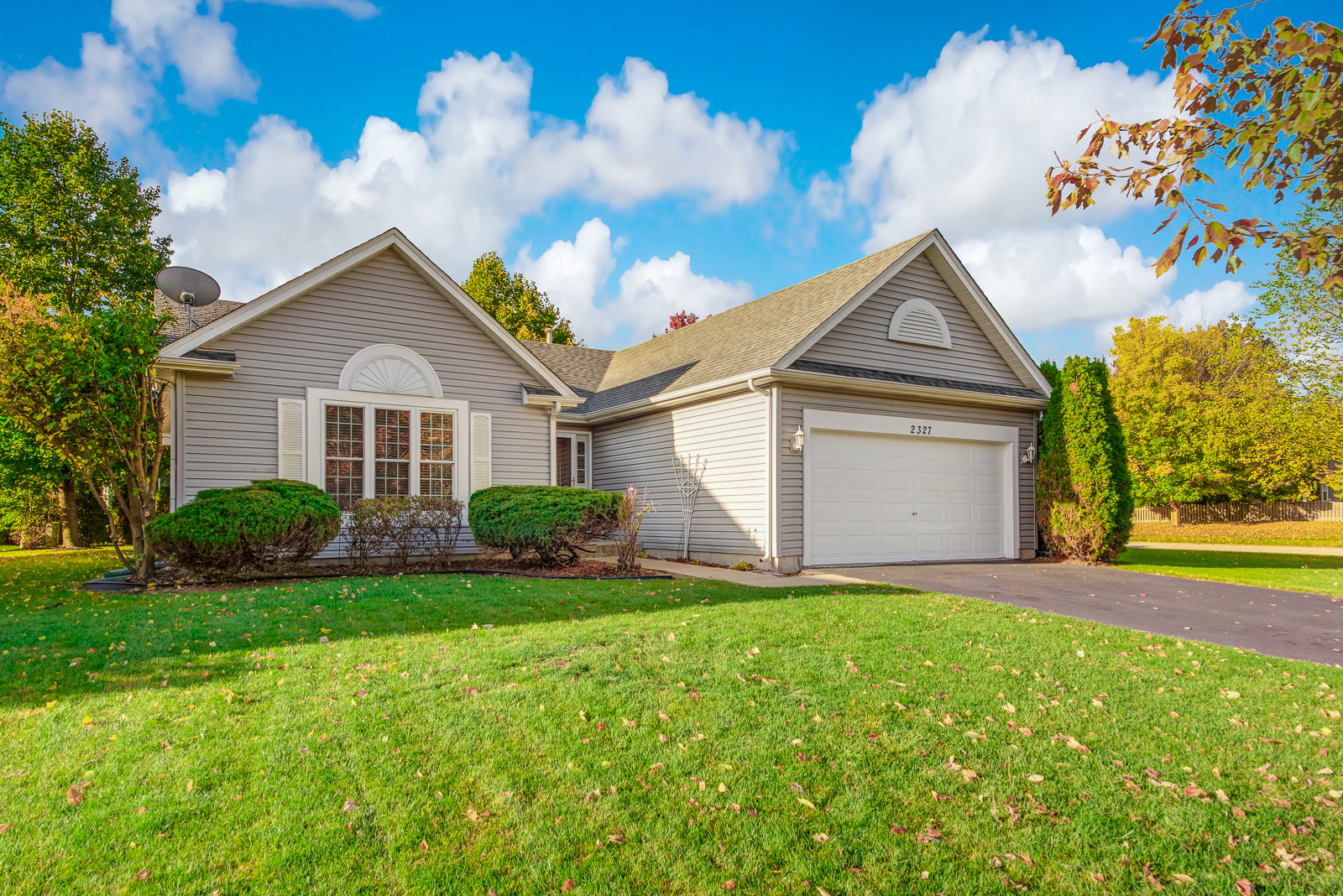 Oakhurst in Aurora IL Homes for Sale Oakhurst in Aurora Real Estate