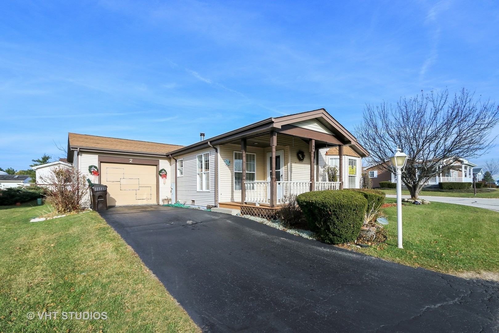 Saddlebrook Farms in Grayslake IL Homes for Sale Saddlebrook Farms in