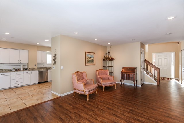 2101 Birchwood Lane