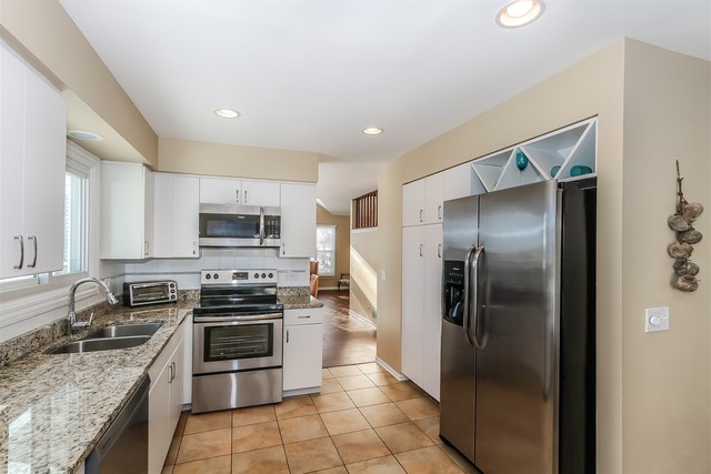 2101 Birchwood Lane