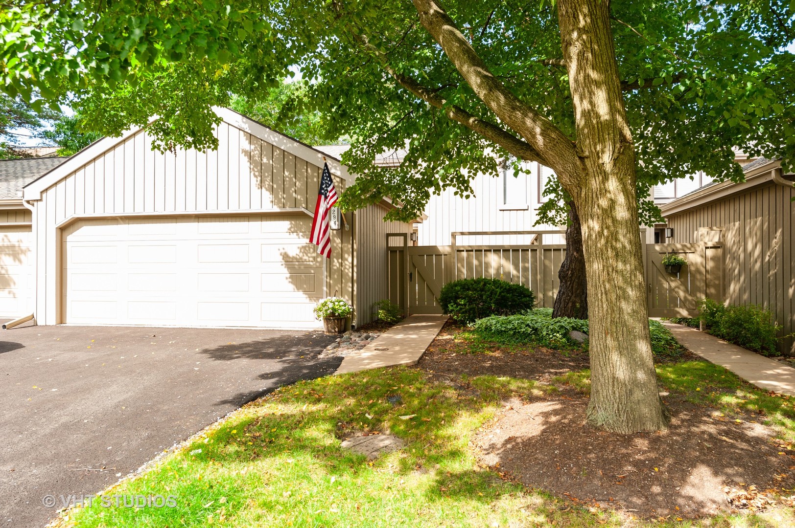 Lake Barrington Shores in Lake Barrington IL Homes for Sale Lake