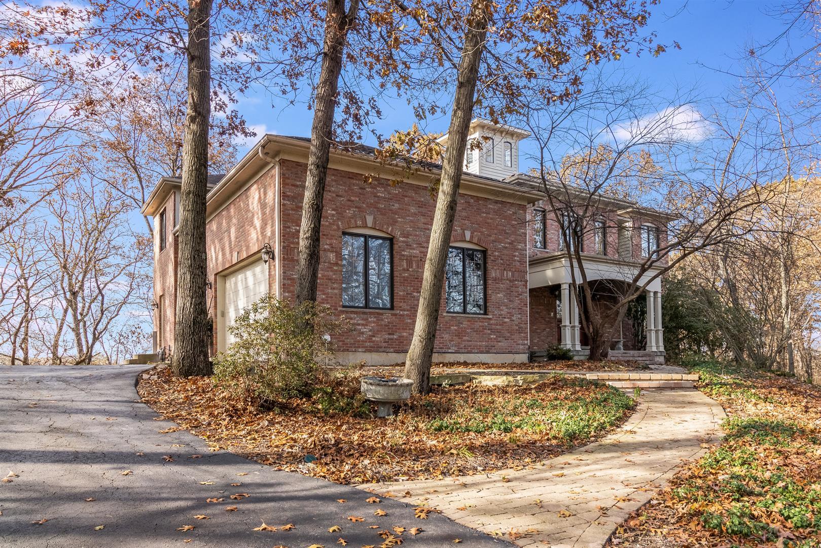 14n302 Highland Avenue Elgin Il 60124 The Kombrink Team