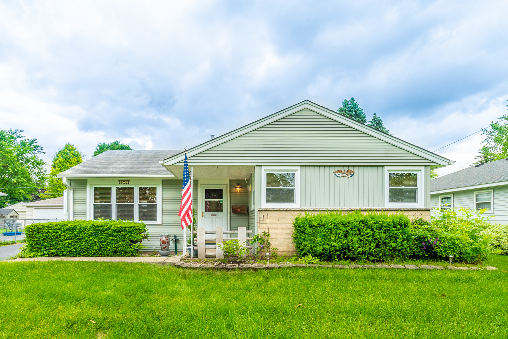 Photo of 3608 Meadow ROLLING MEADOWS  60008