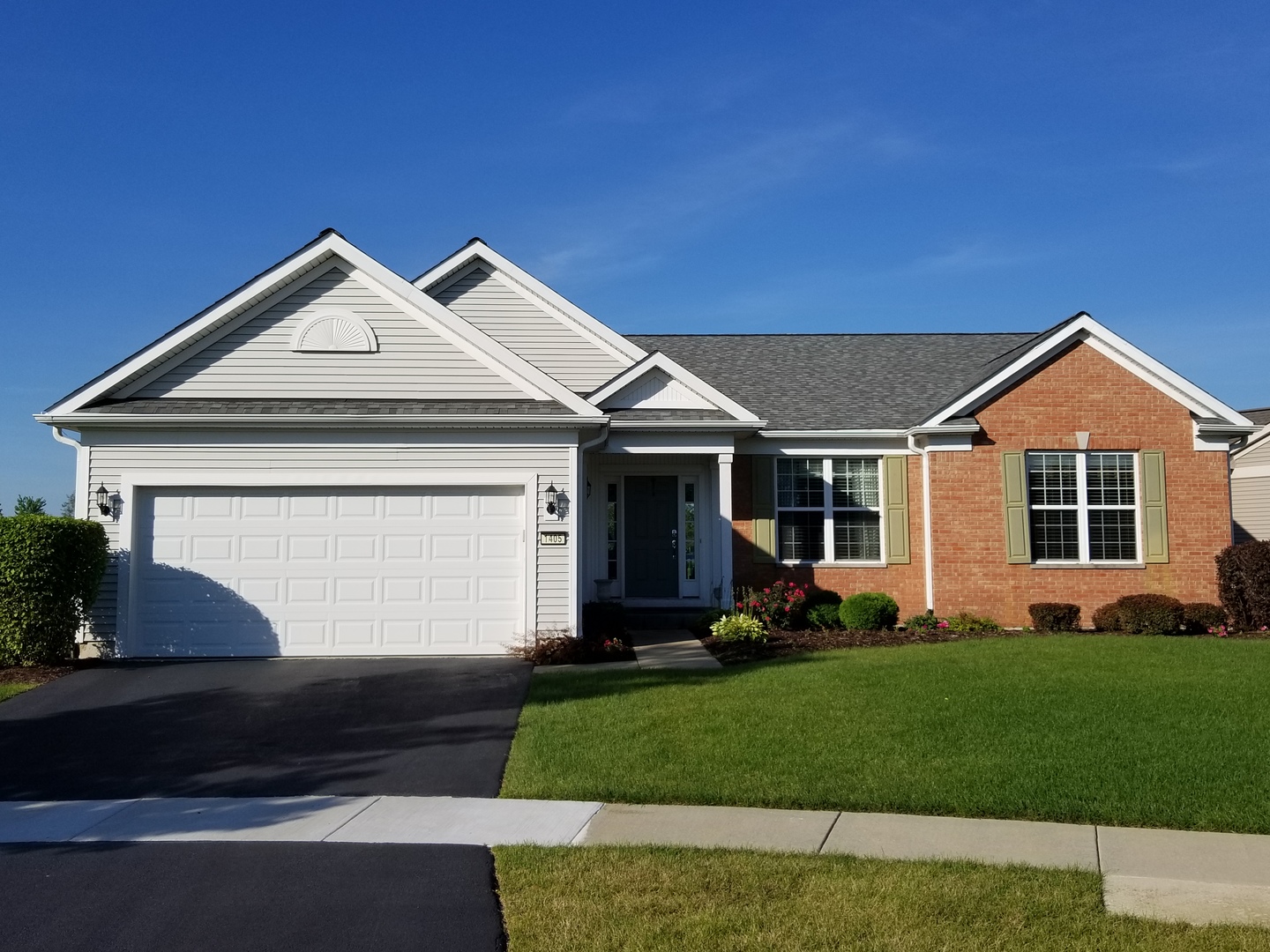 Shorewood Glen Del b in Shorewood IL Homes for Sale Shorewood Glen