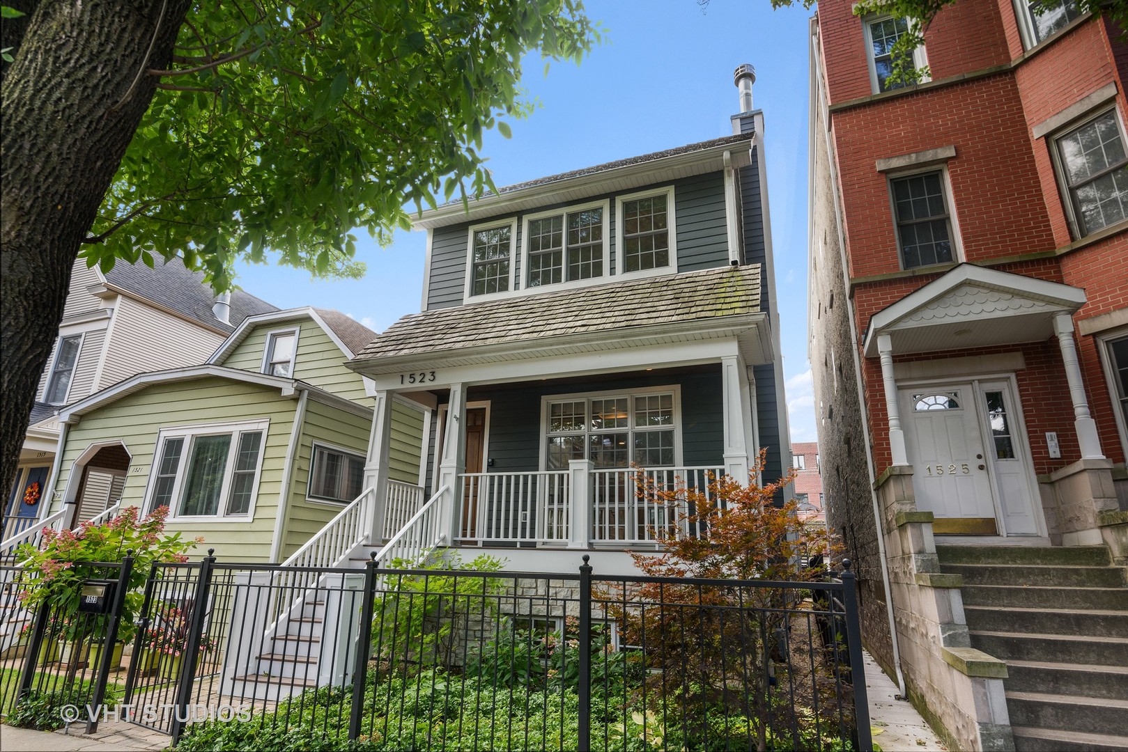 1523 W Oakdale , Chicago, IL MLS 10880062 Berkshire Hathaway HomeServices Chicago
