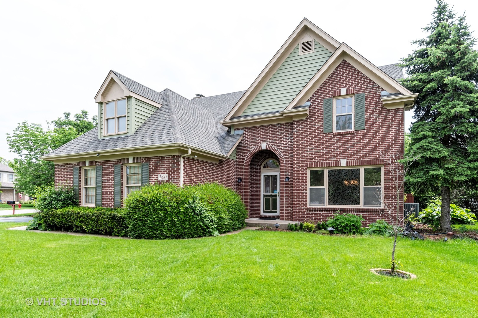 Oakhurst in Aurora IL Homes for Sale Oakhurst in Aurora Real Estate