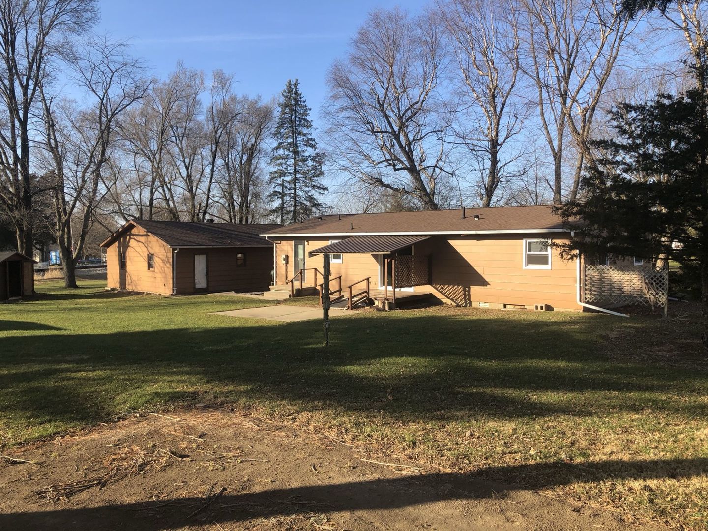 211 Henderson , Rossville, IL MLS 10950066 Berkshire Hathaway