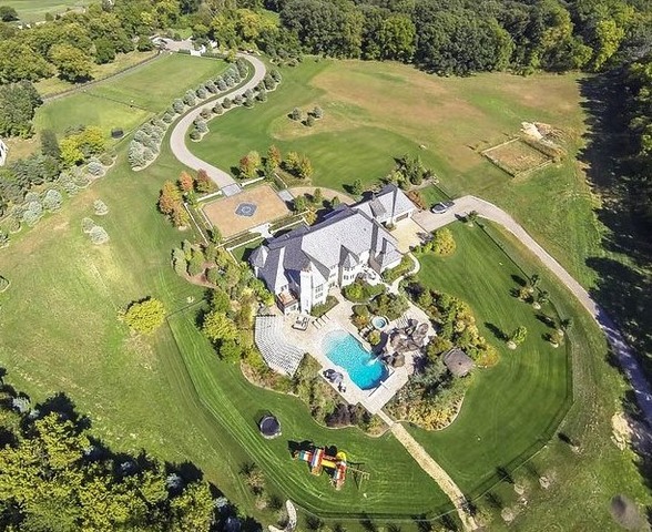 38W675 38w675 Burr Road Lane, St. Charles, IL 60175
