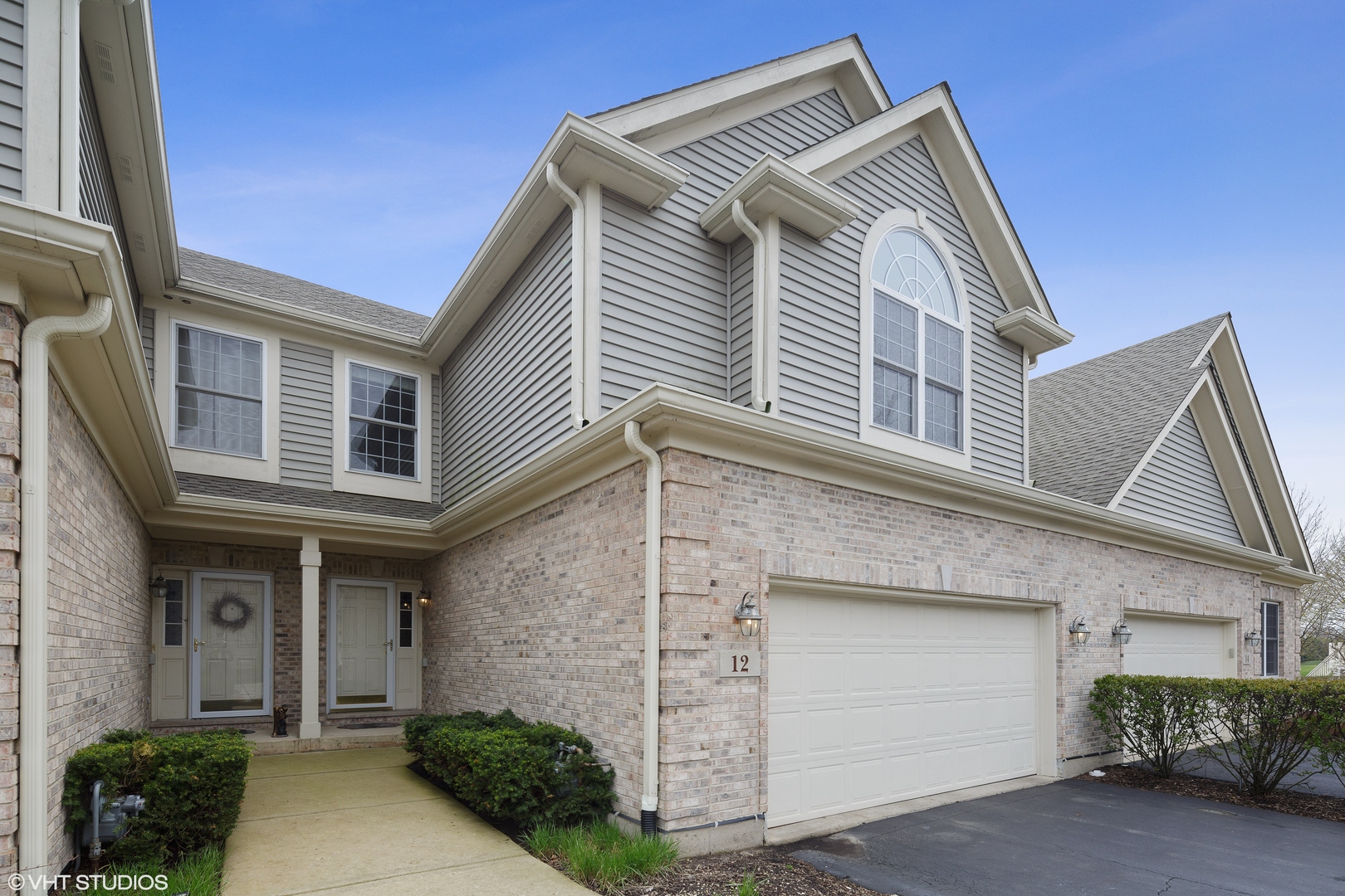 Boulder Ridge West Villa in Lake in The Hills IL Homes for Sale