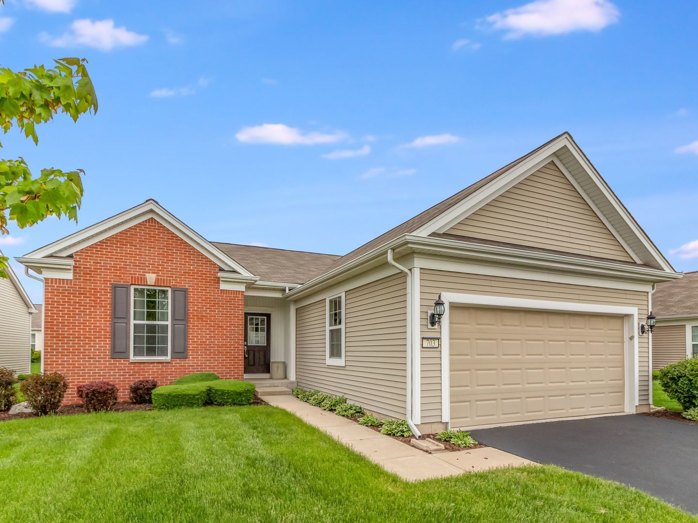 Shorewood Glen Del Webb in Shorewood IL Homes for Sale Shorewood Glen